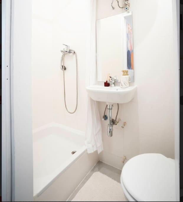 Cozy Flat - 10min To Center ! * Wien